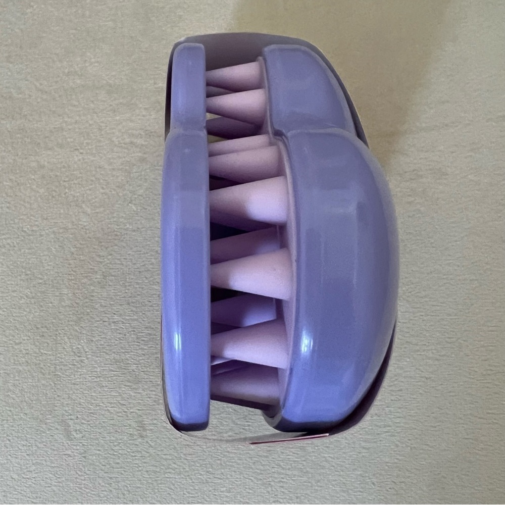 NWT Anthropology Relax & Revive Silicone Scalp Massager Purple Selfcare Spa - Picture 3 of 6